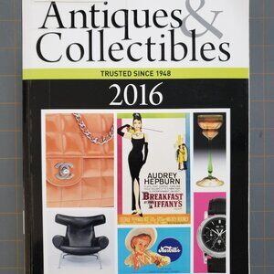 Warman’s Antiques & Collectibles 2016 Price Guide – Updated Collector Reference